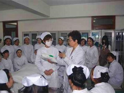 黑龙江卫校|哈尔滨医护卫生学校|高护学校|护士学校招生要求